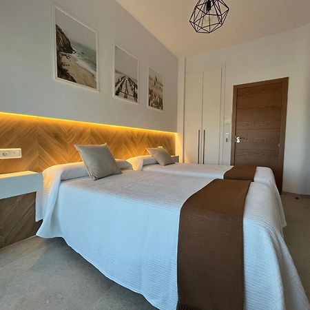 Hostal Parador De Los Llanos Torreorgaz Exteriér fotografie