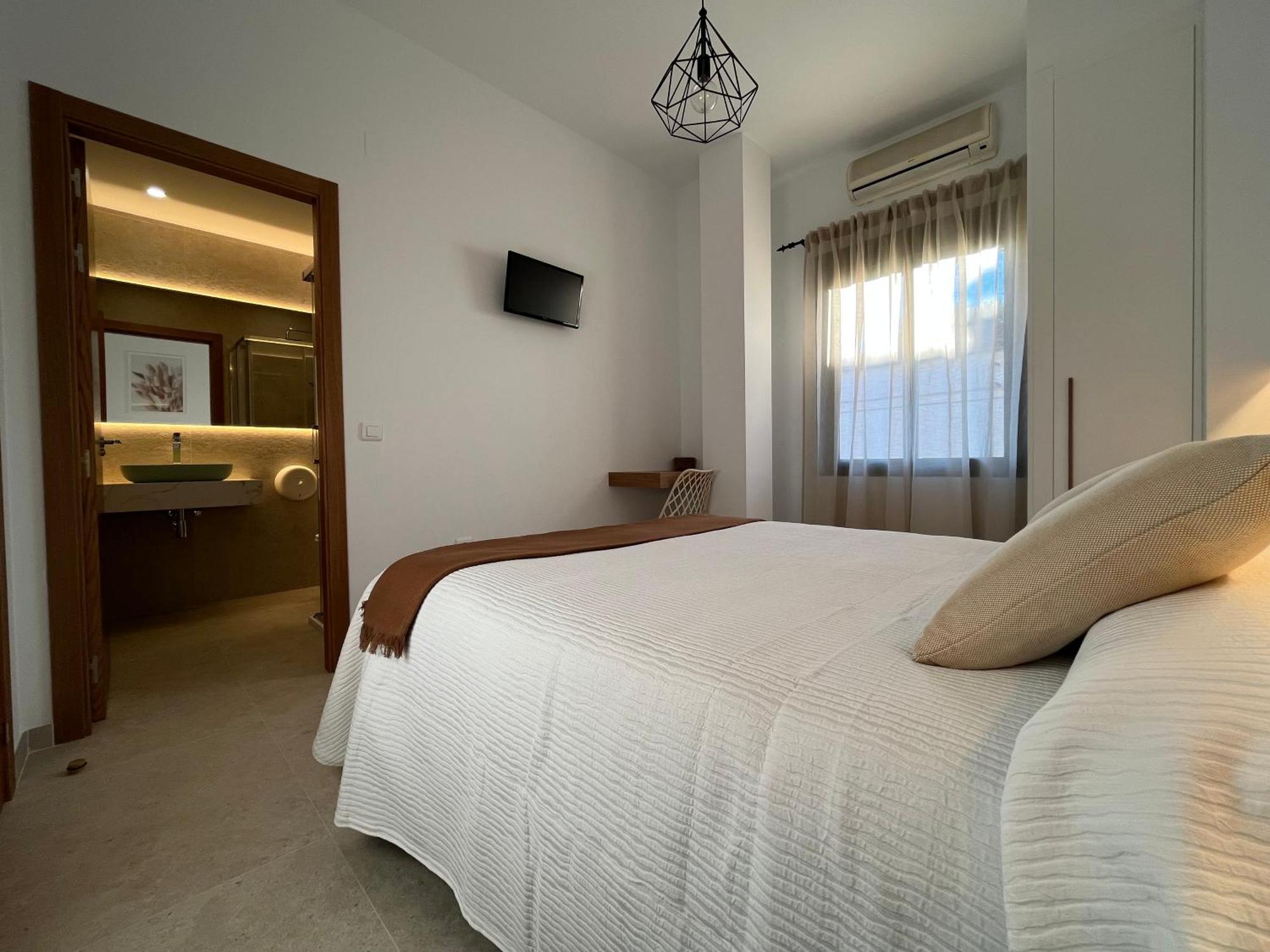 Hostal Parador De Los Llanos Torreorgaz Exteriér fotografie